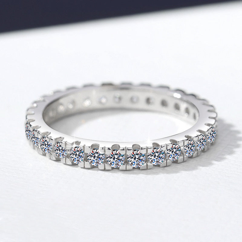 "Instagram-style" GRA Moissanite ring for women—minimalist, affordable luxury S925 sterling silver jewelry.