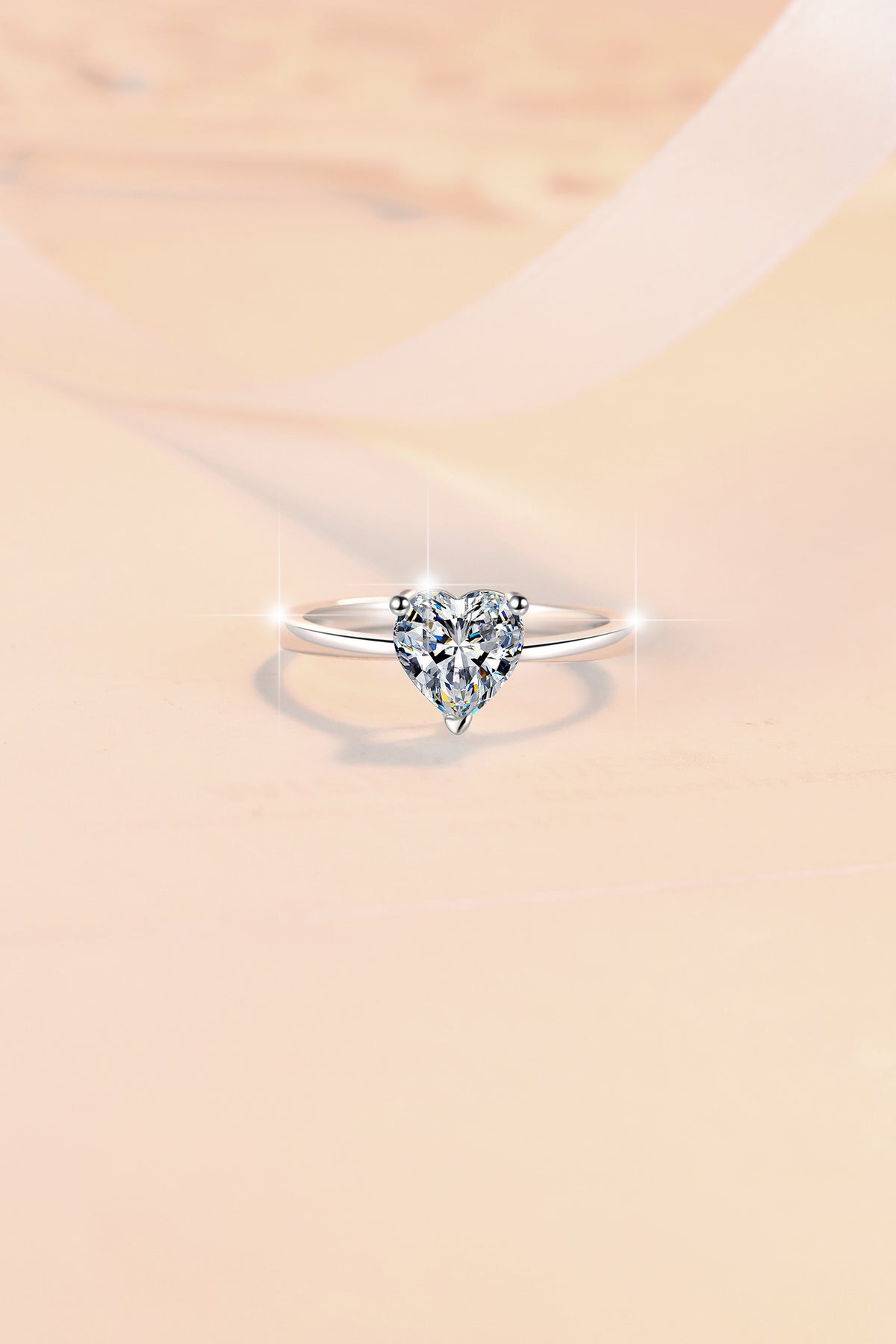 Heart-shaped Moissanite Ring – S925 Sterling Silver 1-Carat Ring; Stylish, Sweet, and Minimalist (GRA Certified)