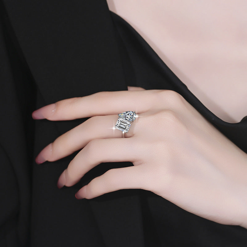 "Old Money" style S925 sterling silver ring for women—sophisticated dual-stone design featuring high-quality moissanite.