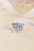 "Old Money" style S925 sterling silver ring for women—sophisticated dual-stone design featuring high-quality moissanite.