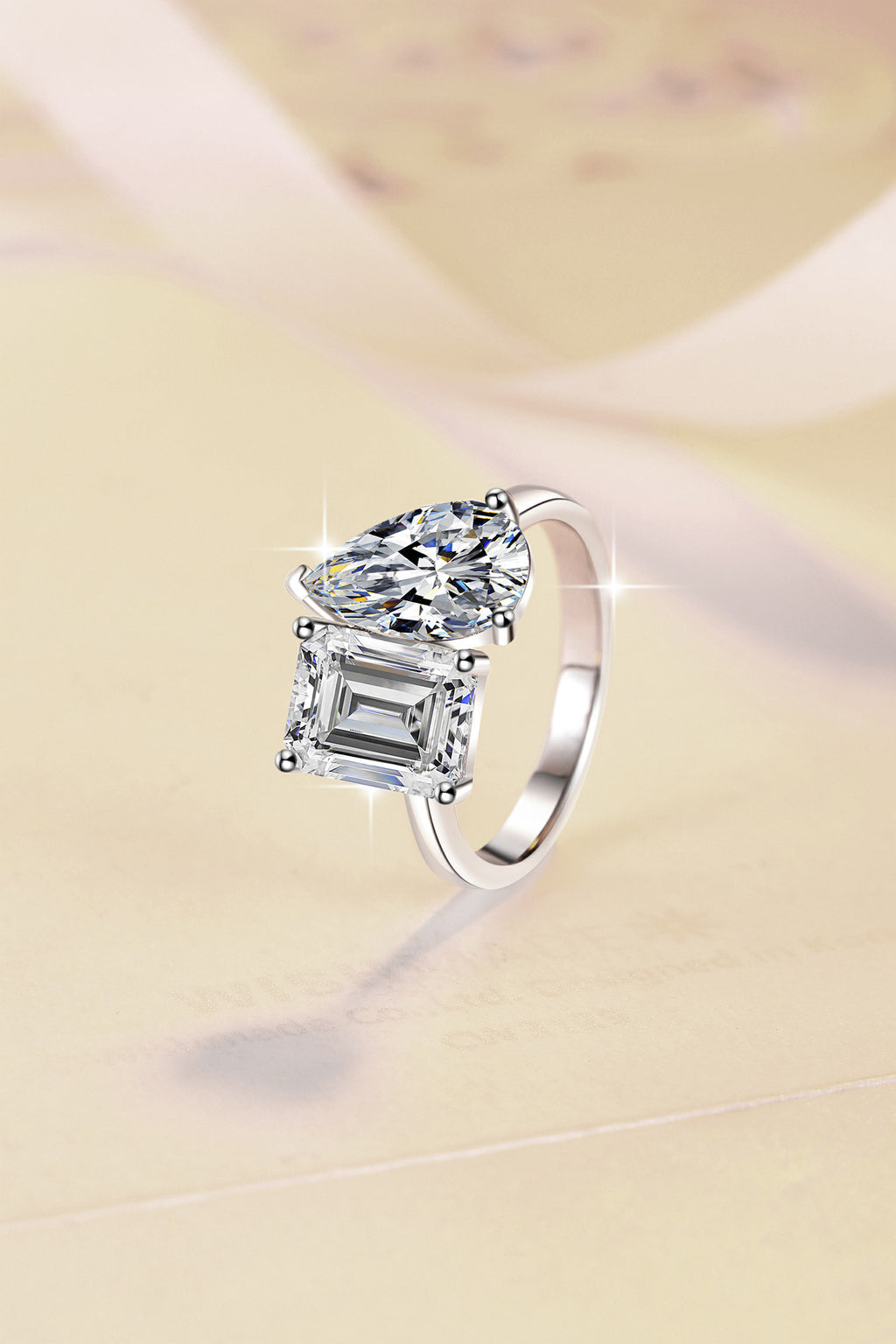 "Old Money" style S925 sterling silver ring for women—sophisticated dual-stone design featuring high-quality moissanite.